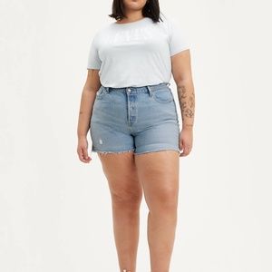 Levis 501 Plus Size Denim Shorts Size 22W Light Wash